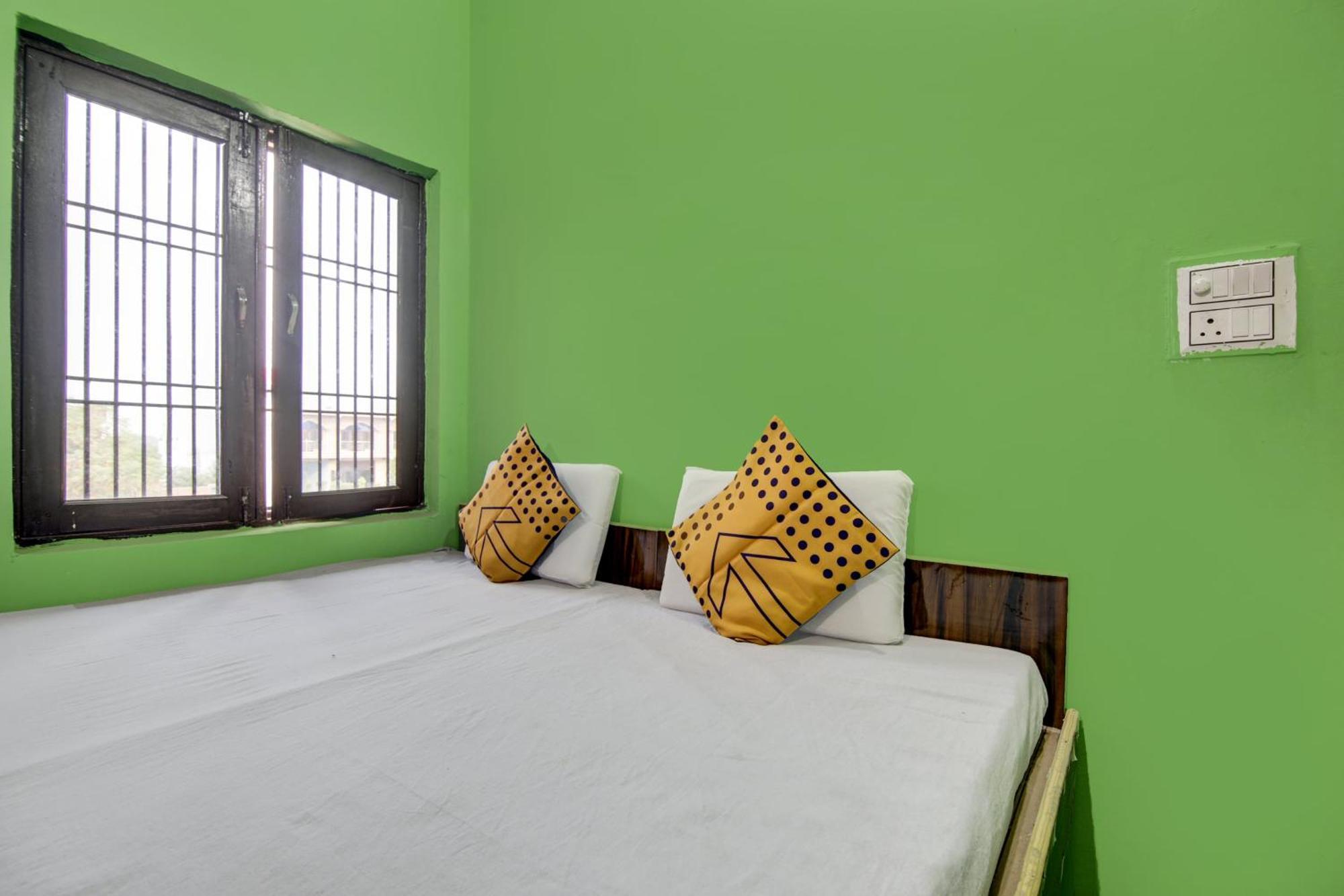 Hotel O Milan Garden Hotel And Restaurant Jhajhar Esterno foto